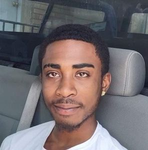 Meet your Posher, Ysl